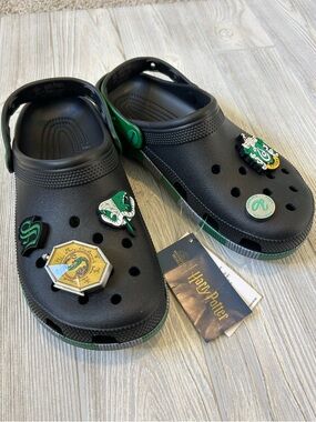 Black and green slytherin crocs womens 10